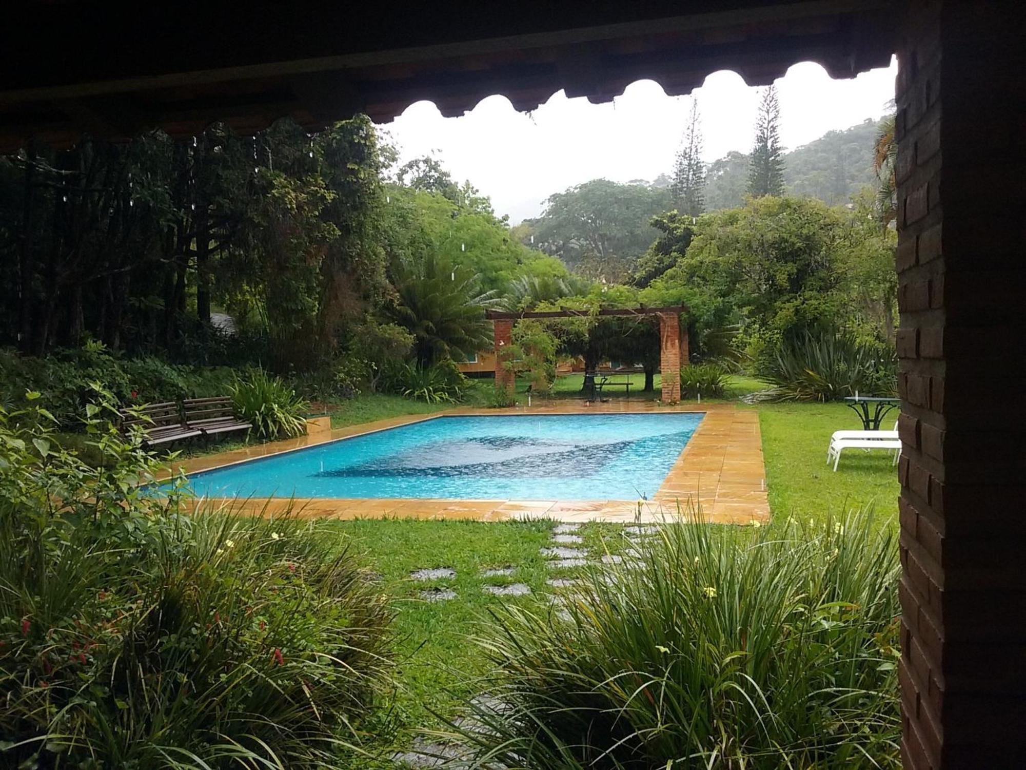 فندق Estrada Do Carangola 2148 Amoedo Petrópolis المظهر الخارجي الصورة